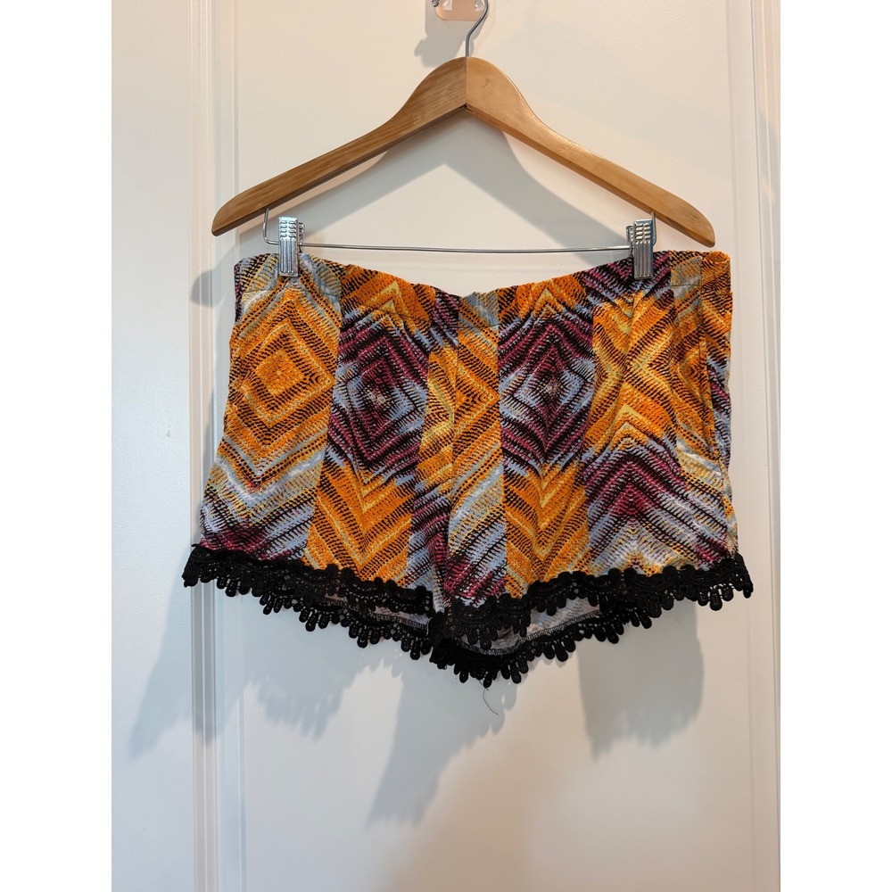 Harmony + Havoc Women XL‎ Geometric Chevron Print Shorts Black Lace Trim Orange